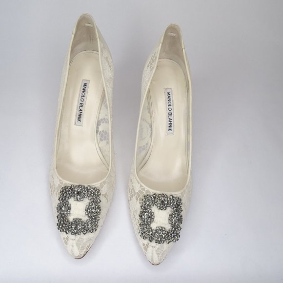 Manolo Blahnik Hangisi Floral Lace Crystal Pumps - Picture 5 of 14